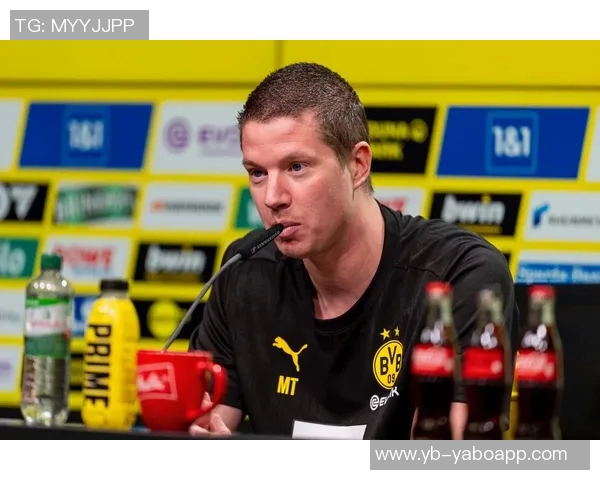 多特蒙德球员强调胜利优先总监呼吁提升球队表现与技战术水平 多特蒙德球员强调胜利优先总监呼吁提升球队表现与技战术水平